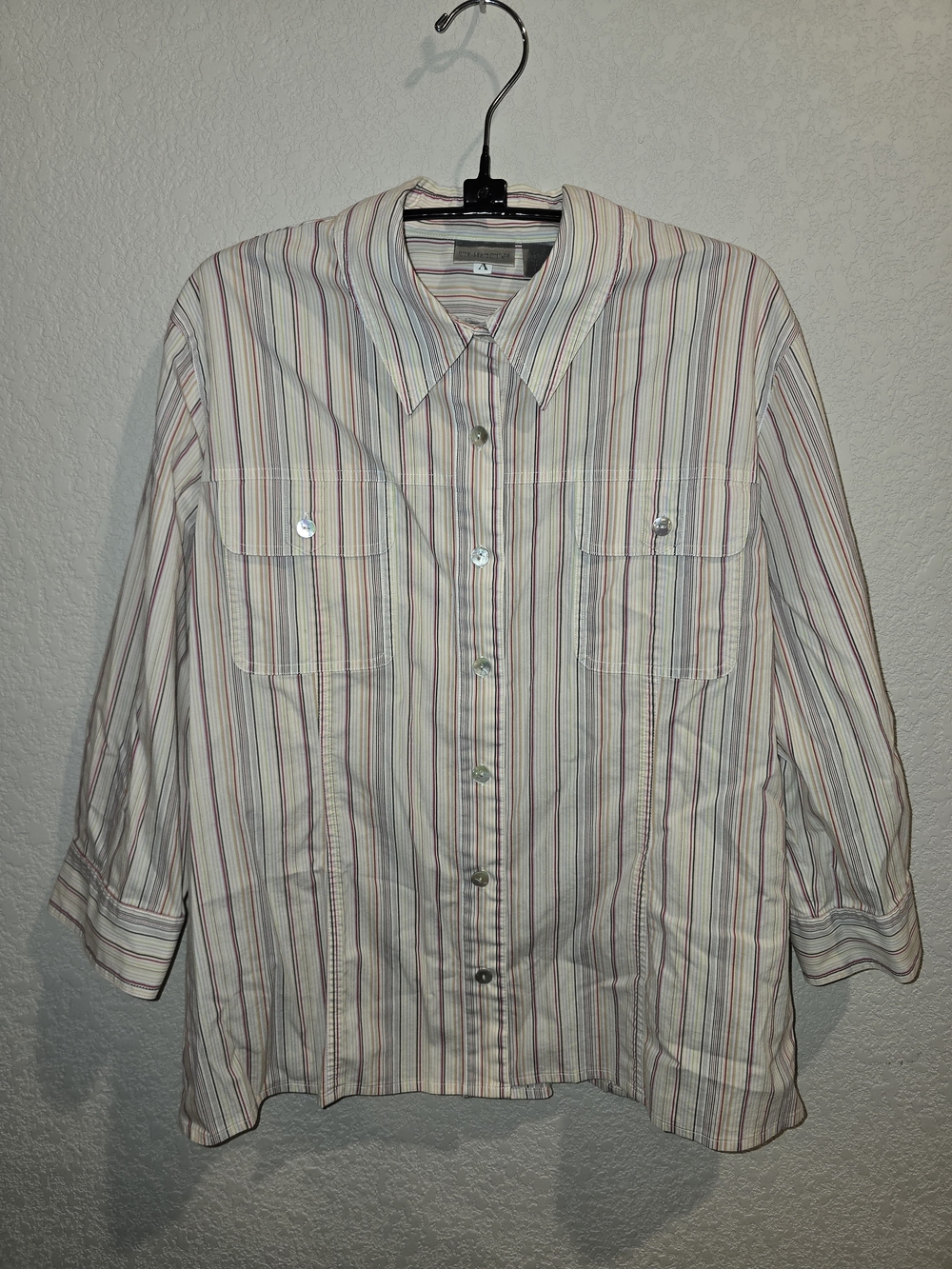 Chico's Vintage Size 2 Multicolor Vertical Stripe 3/4 Sleeve Stretch Button-Down